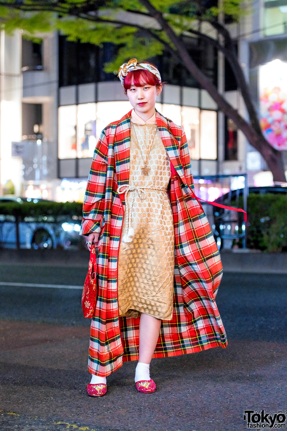 Retro Vintage Harajuku Fashion w/ Long Plaid Coat, Paisley Dress ...