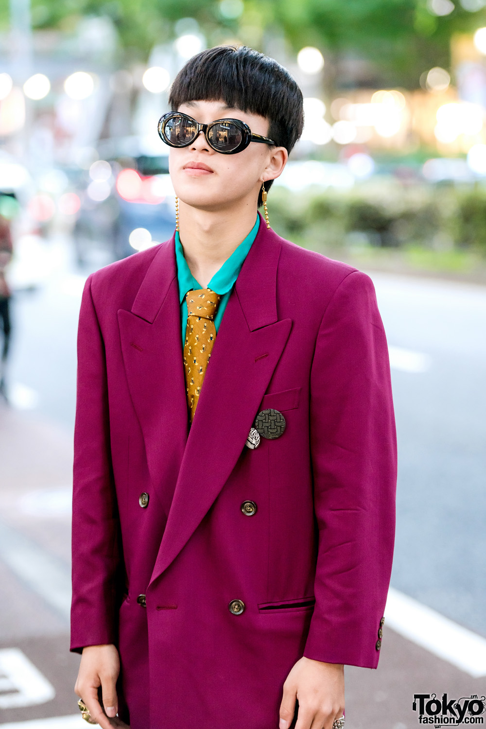 Mens Street Fashion w/ Ombre Purple Hair, Christopher Nemeth, Oversized  Blazer, Comme des Garcons T-Shirt & Gucci Leather Loafers – Tokyo Fashion