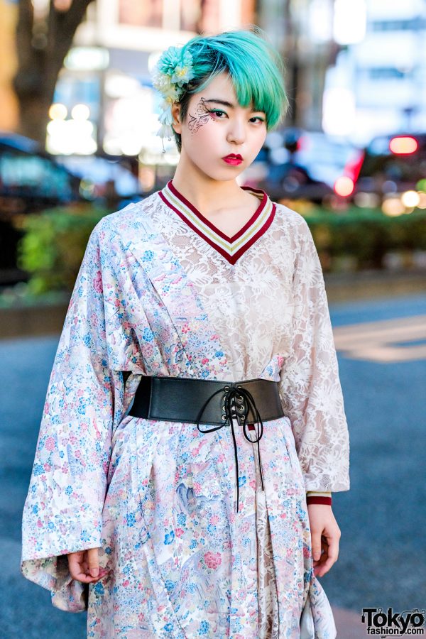 Harajuku Street Style w/ Green Hair, Floral Kimono, WEGO Lace Dress ...