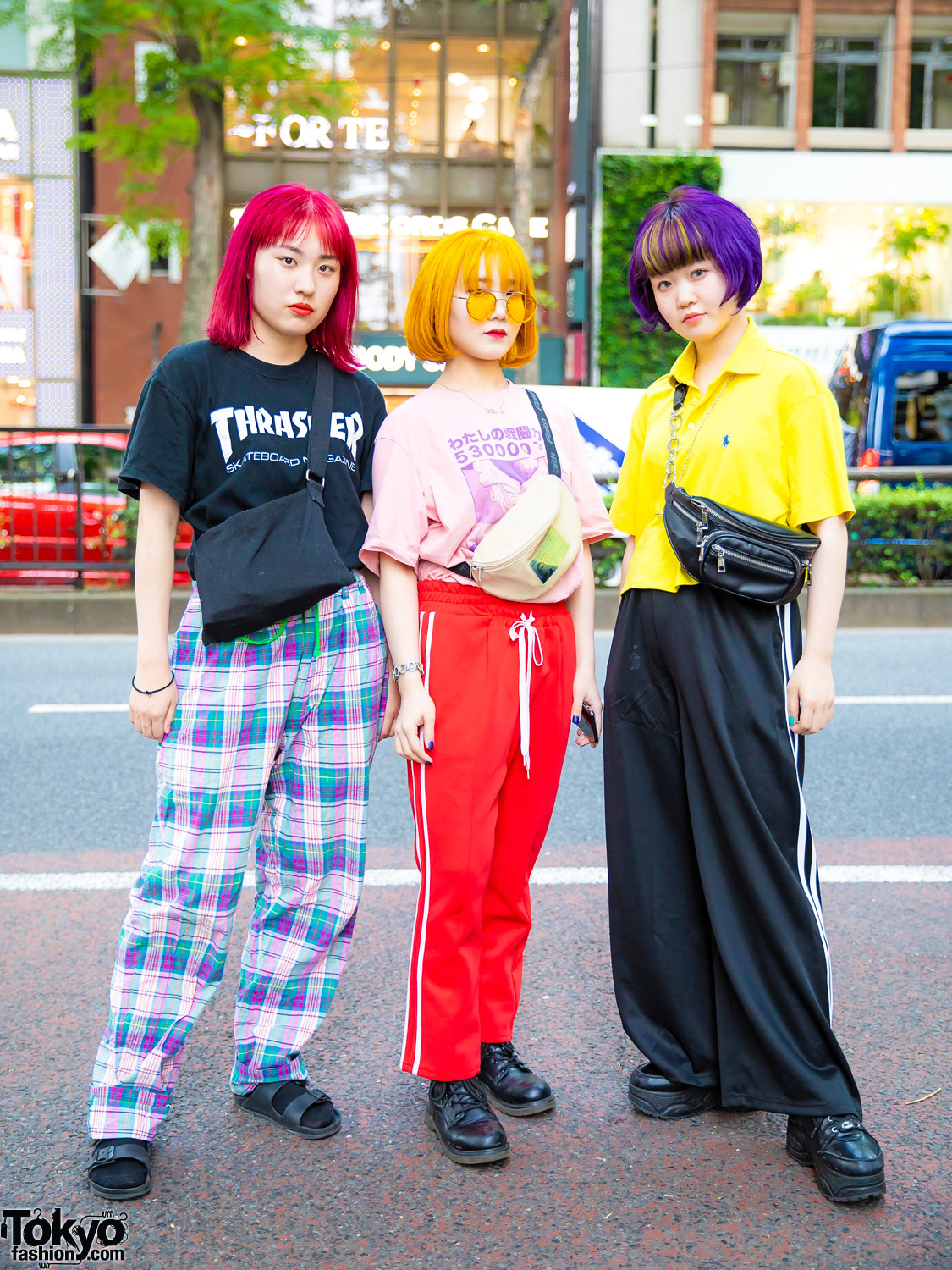 Harajuku Girls Street Styles w/ Colorful Hair, Thrasher, Right-On, Faith Tokyo, Oh Pearl, Gallerie, Yosuke & Vivienne Westwood
