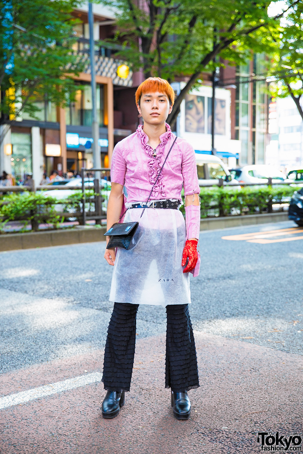 Tokyo Vintage Street Fashion w/ Pink Ruffle Top, Black Ruffle Pants, Red Floral Lace Glove & Black Heeled Boots