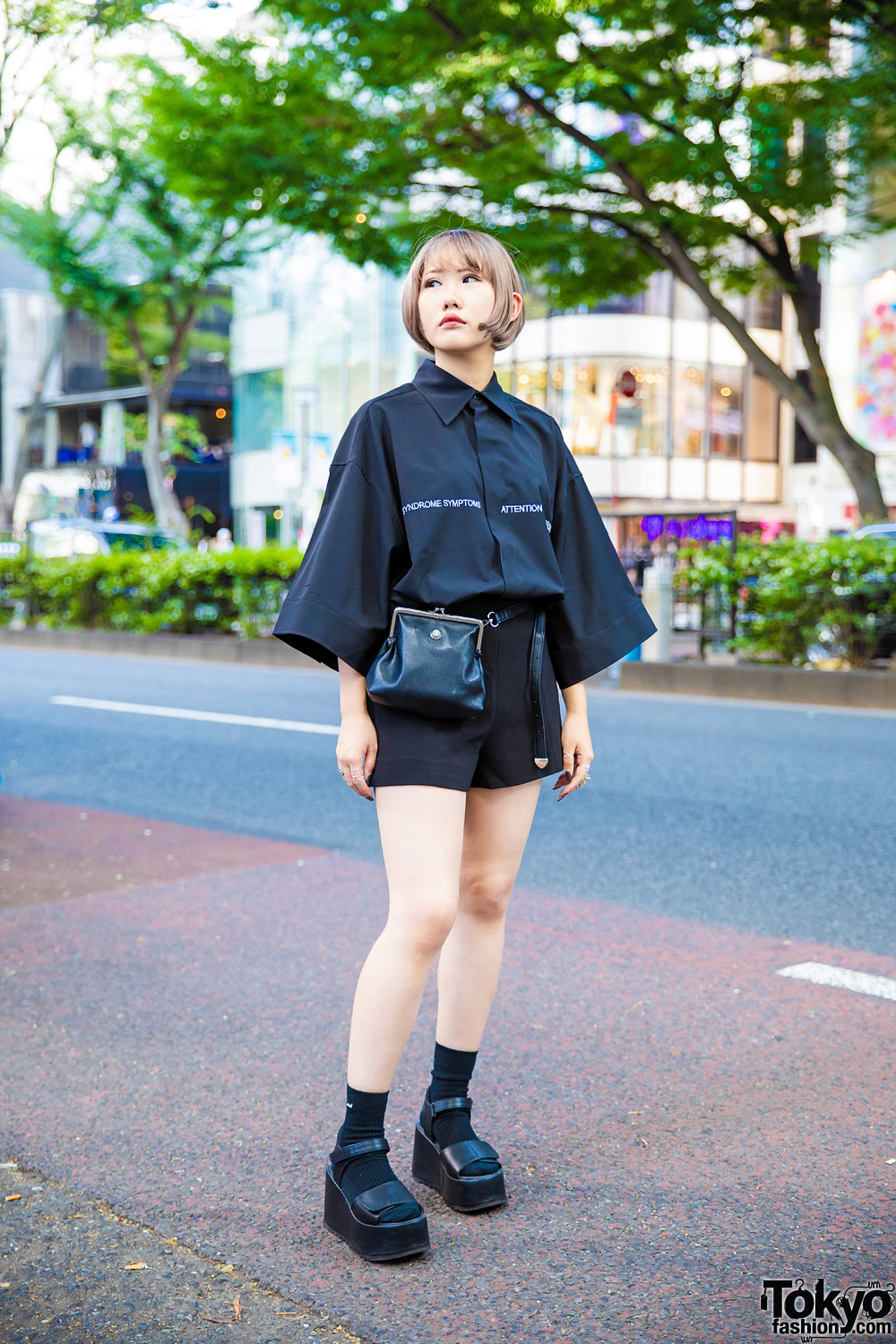 All Black Minimalist Street Style in Harajuku w/ Oversized Sleeves, H&M, Pameo Pose, Hermes & Vivienne Westwood Armor Ring