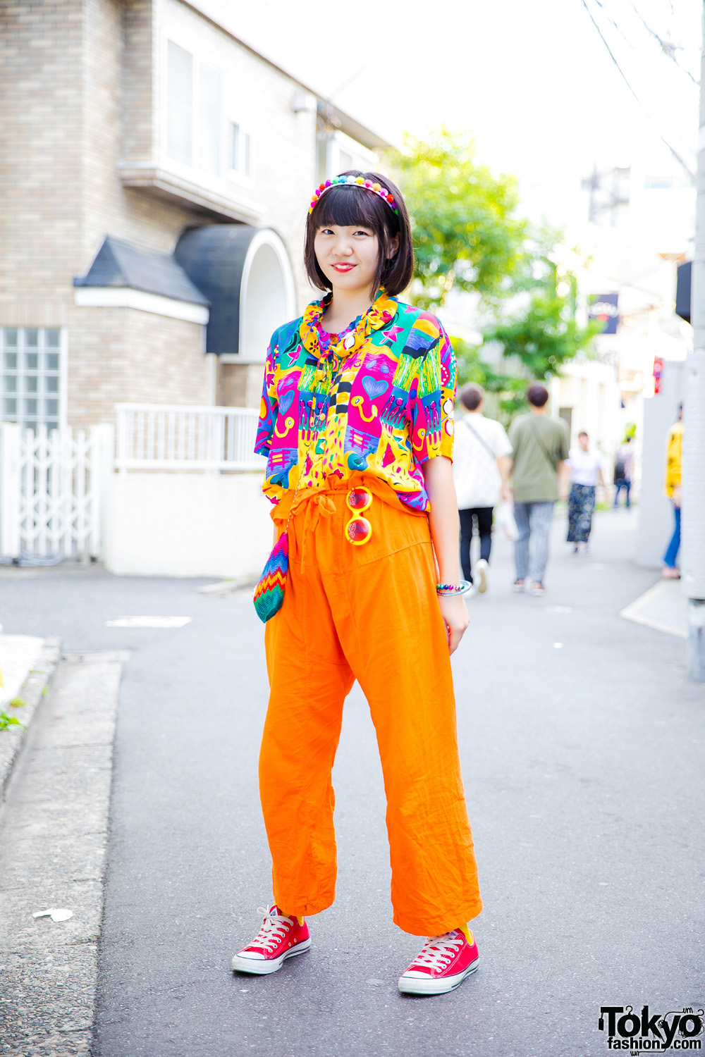 Colorful Vintage Street Style w/ Printed Top, Orange Pants, Titicaca Bag & Converse Red Sneakers