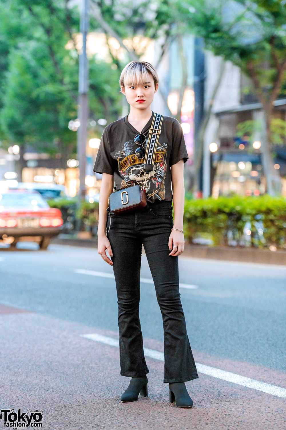 All Black Harajuku Street Style w/ Tiffany & Co., Guns N'Roses Shirt, Zara Flared Pants, Pointy Boots & Marc Jacobs Bag