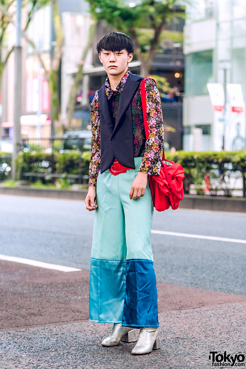 Japanese Eclectic Street Style w/ Floral Print Shirt, Shin Mesh 