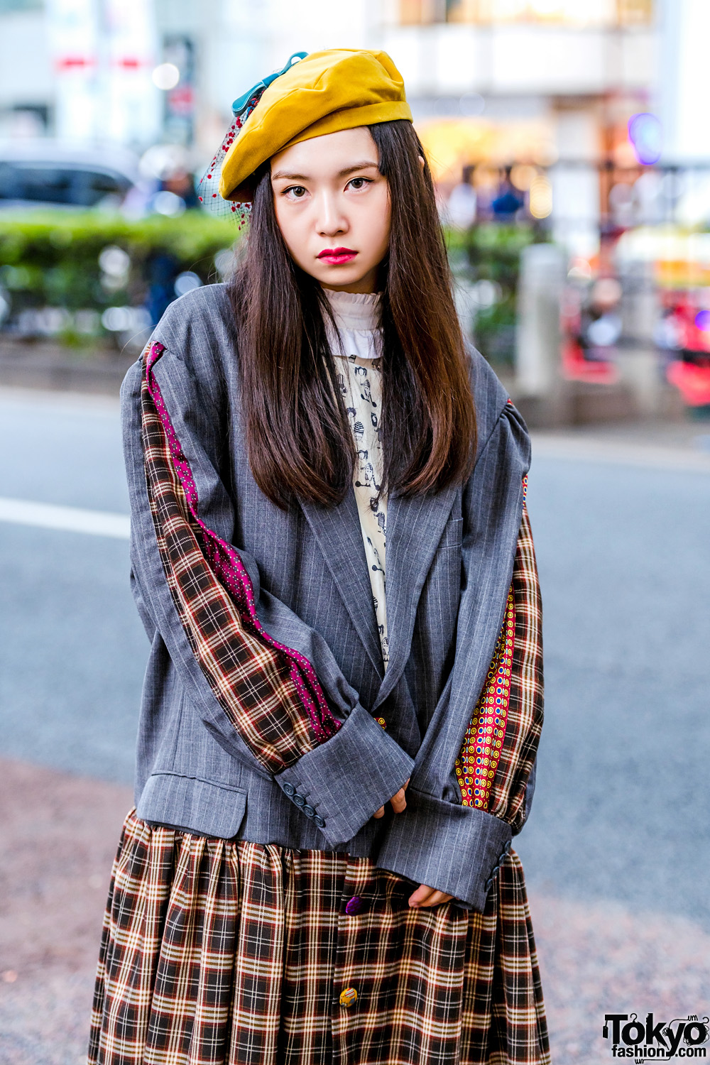 HEIHEI Harajuku Girls in Plaid Streetwear Styles w/ Blazer, Plaid Skirt ...