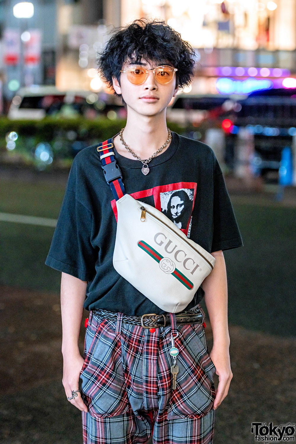 Harajuku Plaid Street Style w/ Mona Lisa Shirt, Biscuithead Bondage Pants, Gucci  Waist Bag & Tiffany & Co. Heart Necklace – Tokyo Fashion