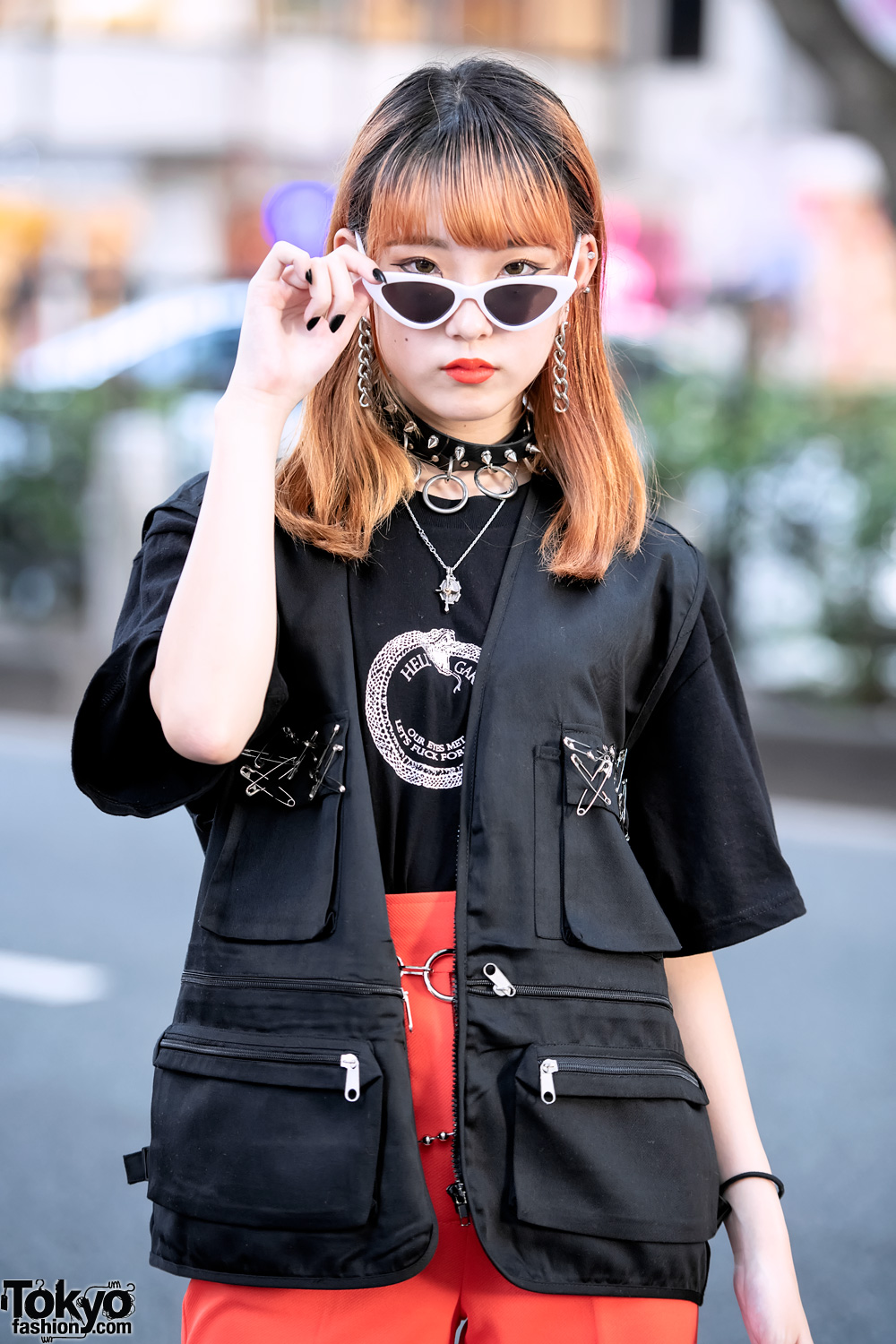 Harajuku Teen's Street Style w/ Orange Beanie, Utility Vest, Black