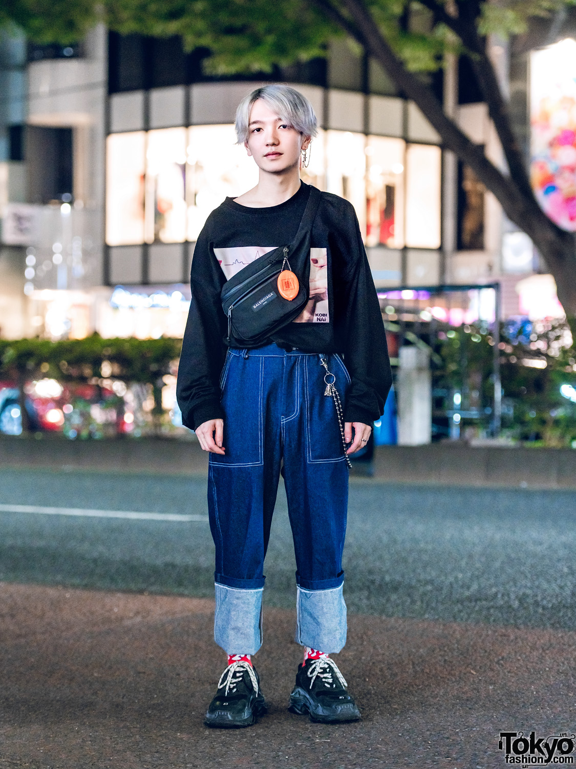Japanese Hair Stylist in Casual Streetwear Style w/ Kobinai, Basic Cotton & Balenciaga