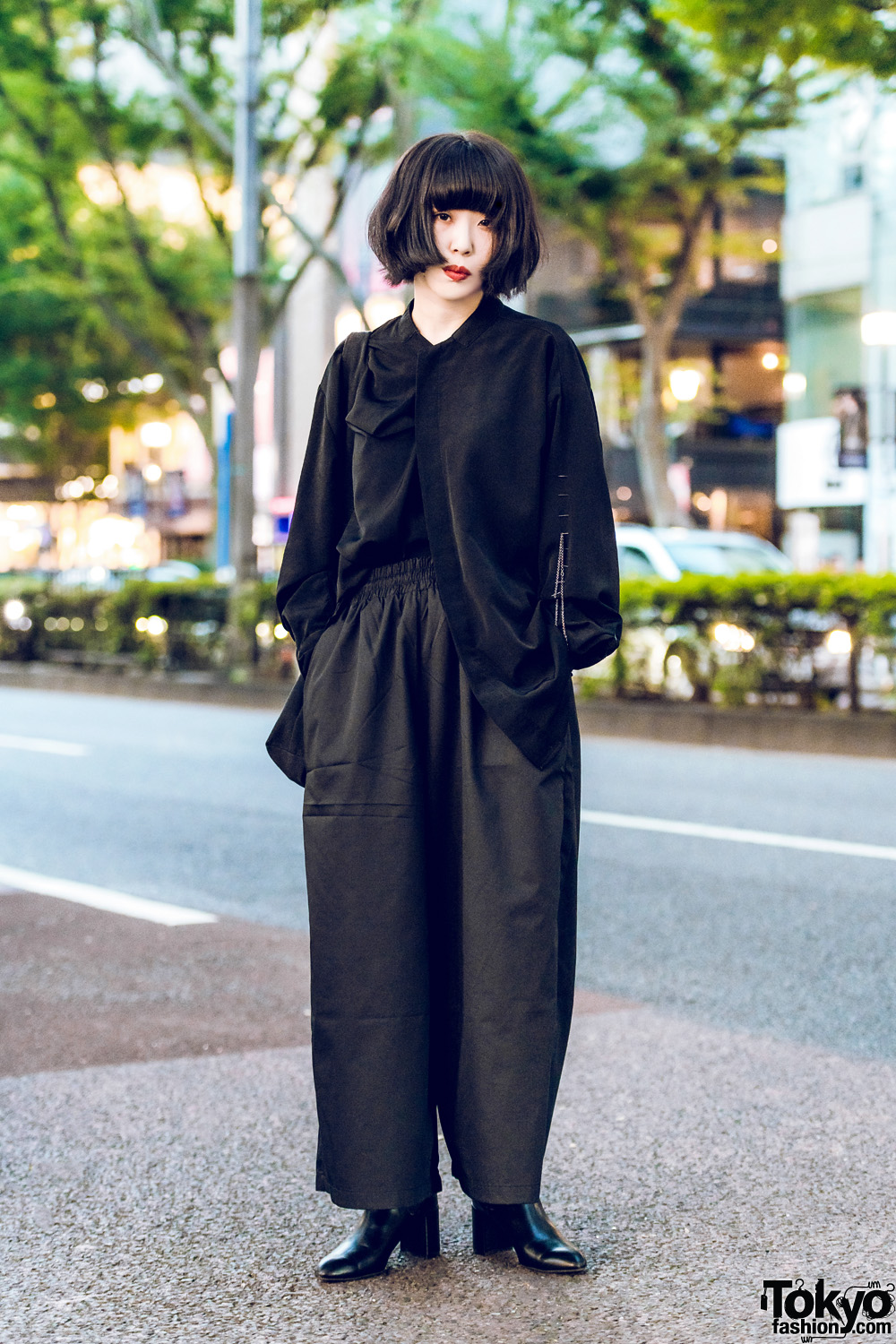 All Black Harajuku Minimalist Fashion w/ Friend Made Long Sleeve Shirt, Unrelaxing Wide Leg Pants, Heeled Boots & Tote Bag