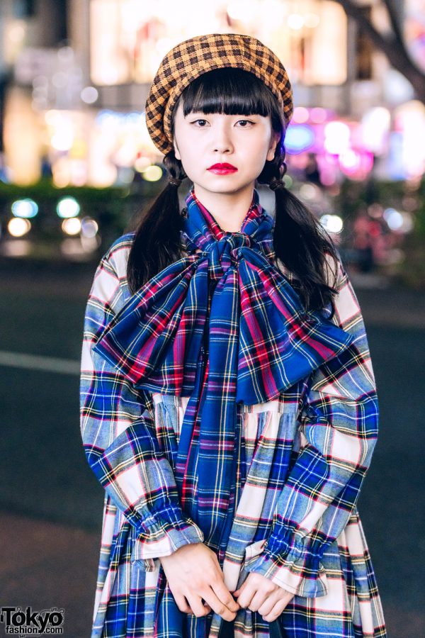 HEIHEI Harajuku Girls in Plaid Ruffle Dresses, Bows, Berets, Akira Uno ...