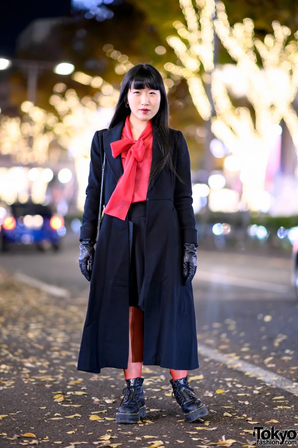 Harajuku Girl’s Vintage Red & Black Street Style w/ Leather Gloves, Vivienne Westwood & Dr. Martens
