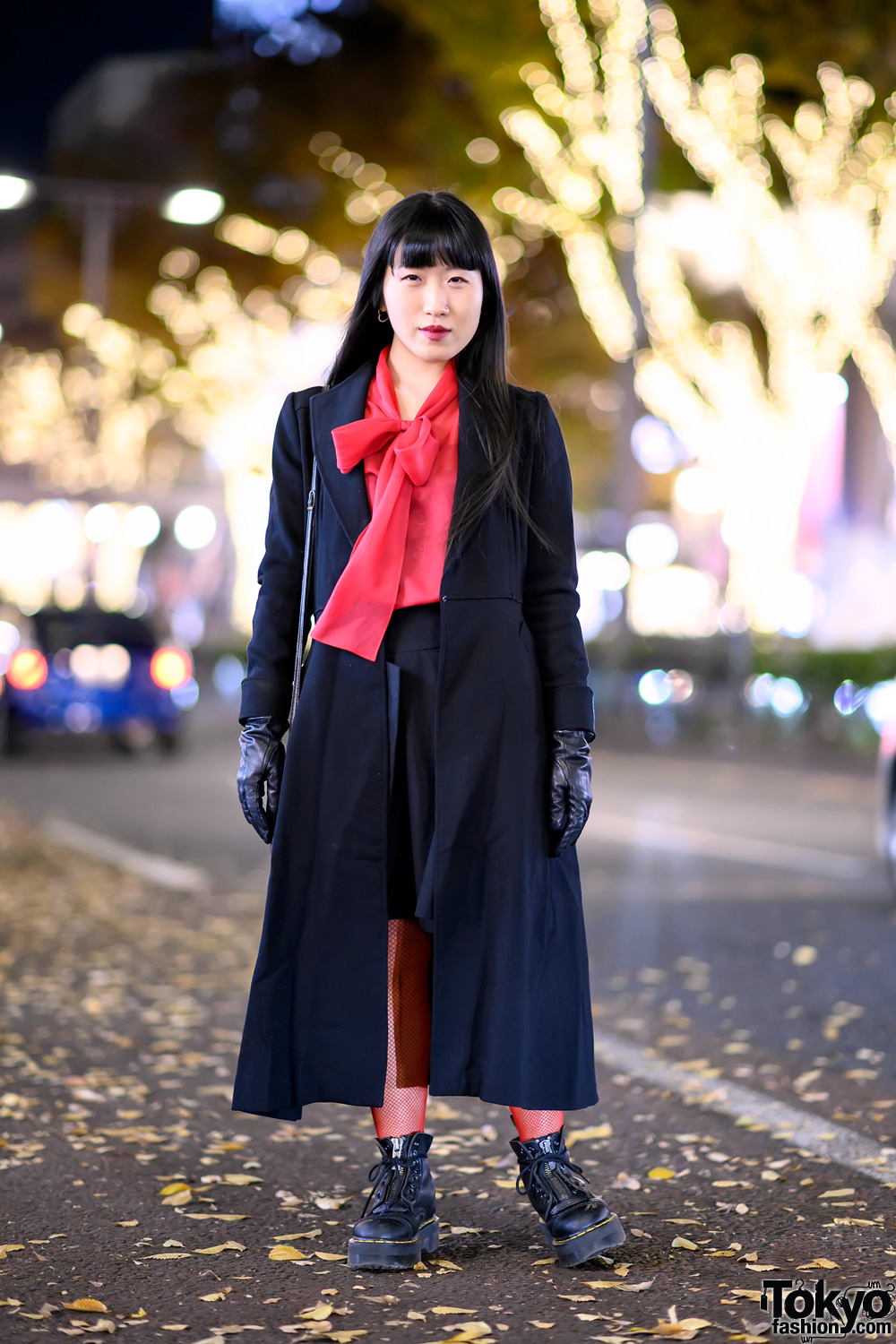 Harajuku Girl's Vintage Red & Black Street Style w/ Leather Gloves, Vivienne Westwood & Dr. Martens