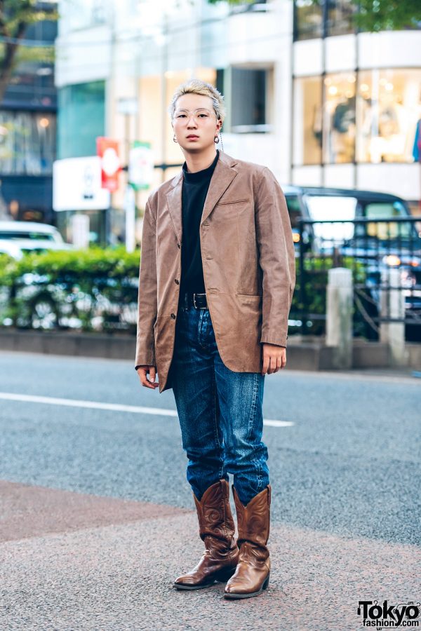 Tokyo Vintage Streetwear Style w/ Tan Blazer & Brown Cowboy Boots