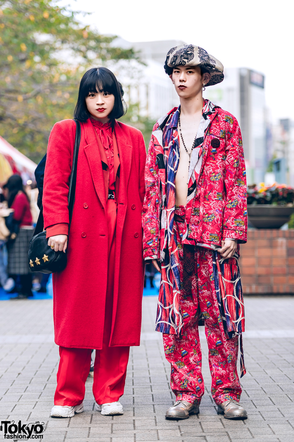 All Red & Mixed Prints Tokyo Street Styles w/ Christopher Nemeth Rope Print, Mihara Yasuhiro & Vintage Fashion