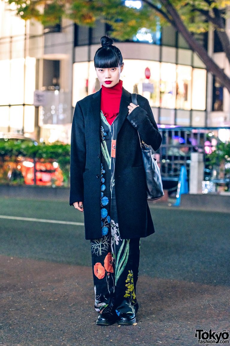 Nylon Japan Blogger in Chic Streetwear Style w/ UNIQLO Coat, Ahcahcum ...