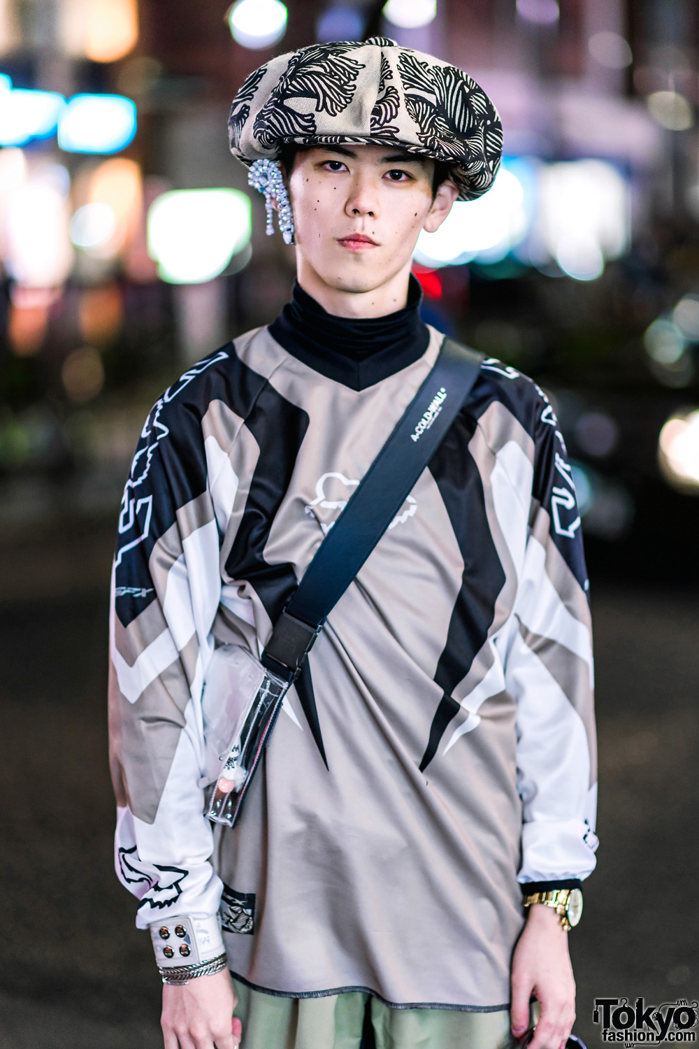 Christopher Nemeth Streetwear Style w/ Newsboy Cap, Rope Print Badges,  White Shirt, Drop Crotch Overalls & Leather Wingtip Shoes – Tokyo Fashion