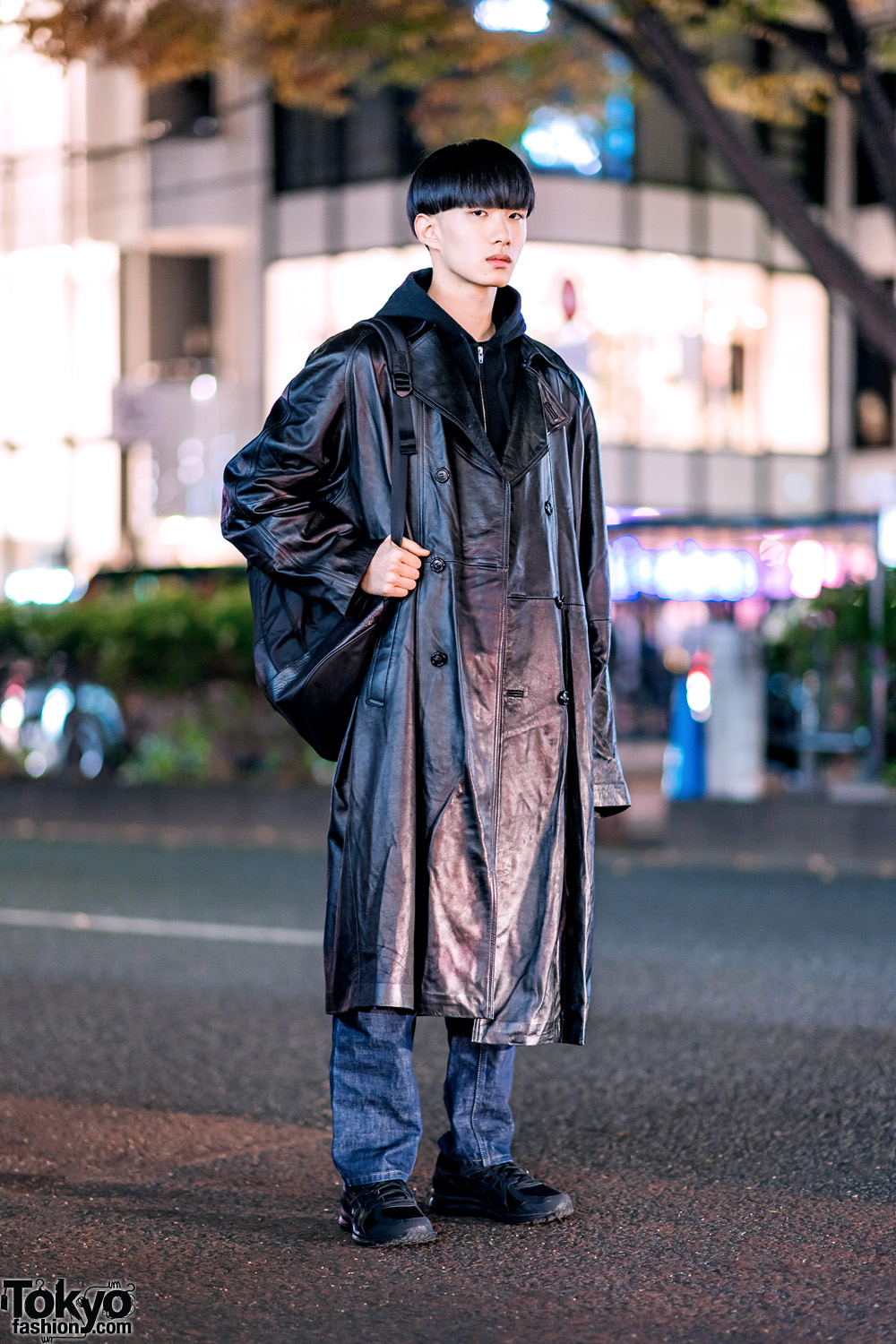 Japanese Minimalist Street Style w/ Blunt Bob, Long Leather Coat, N.Hoolywood, Comme des Garcons, Helmut Lang & Asics