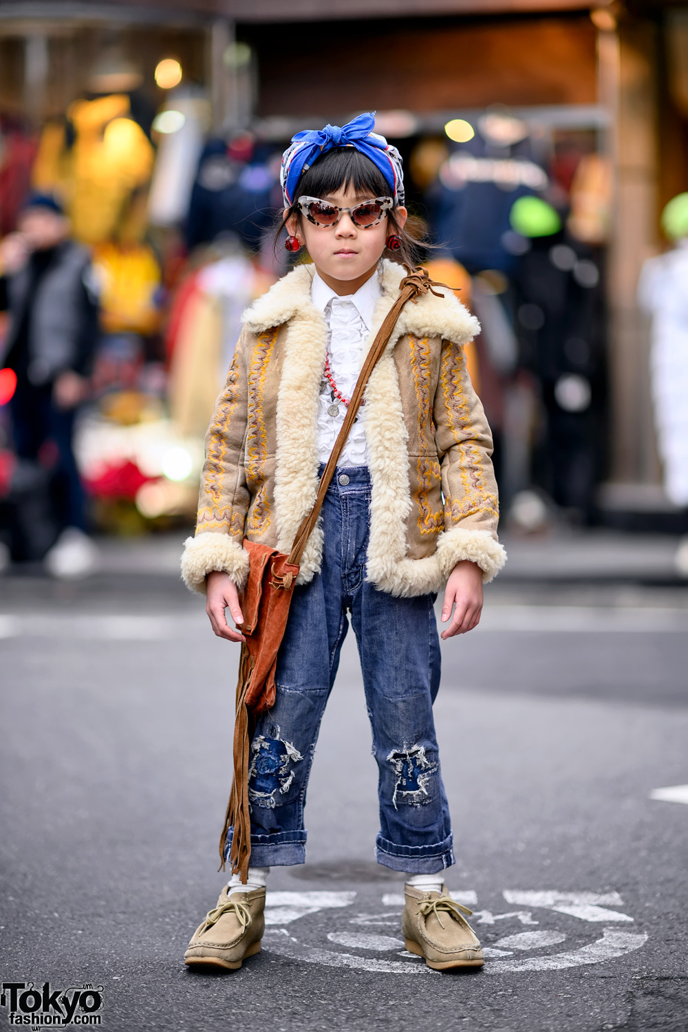 6-Year-Old Harajuku Girl in 1950s and 1970s Vintage Kids Fashion