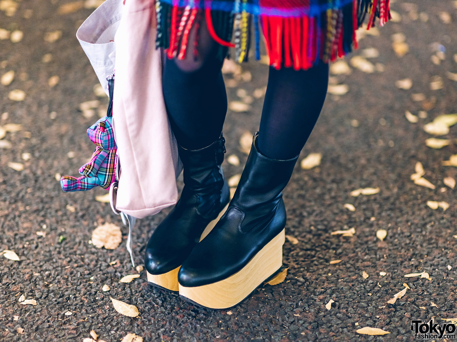 Vivienne Westwood Hat & Rocking Horse Boots – Tokyo Fashion