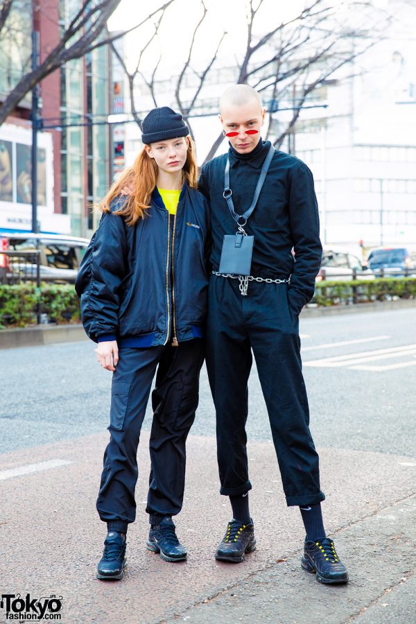 Harajuku Street Styles w/ Bomber Jacket, Long-Sleeved Overalls, Chain Belt, Neck Wallet & Black Sneakers