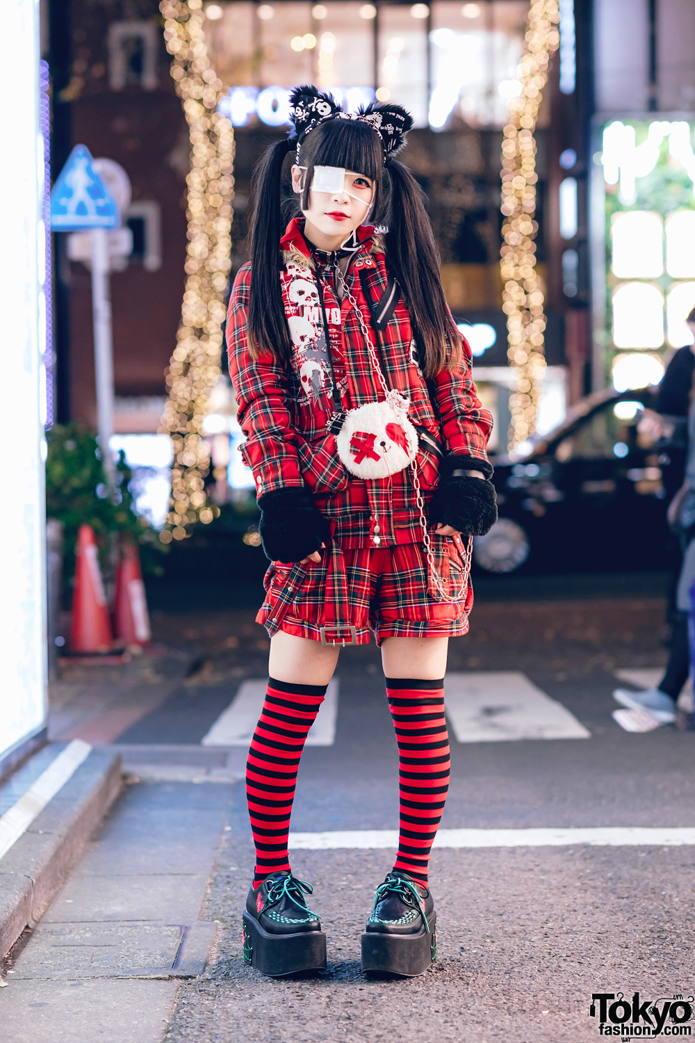 Harajuku Goth Girl in Red Plaid Street Fashion w/ Twin Tails, Cat Ears