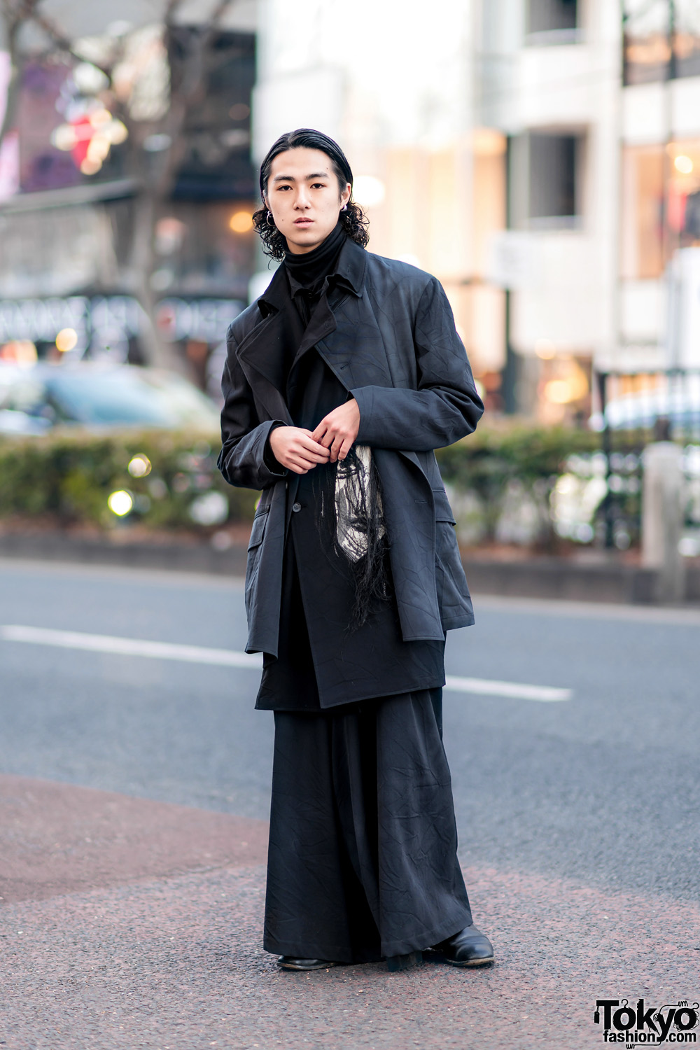 All Black Yohji Yamamoto Streetwear in Harajuku w/ Curly Hair Tips, Layered Wrinkle Texture Coats, Wide Leg Pants & Gucci Chelsea Boots