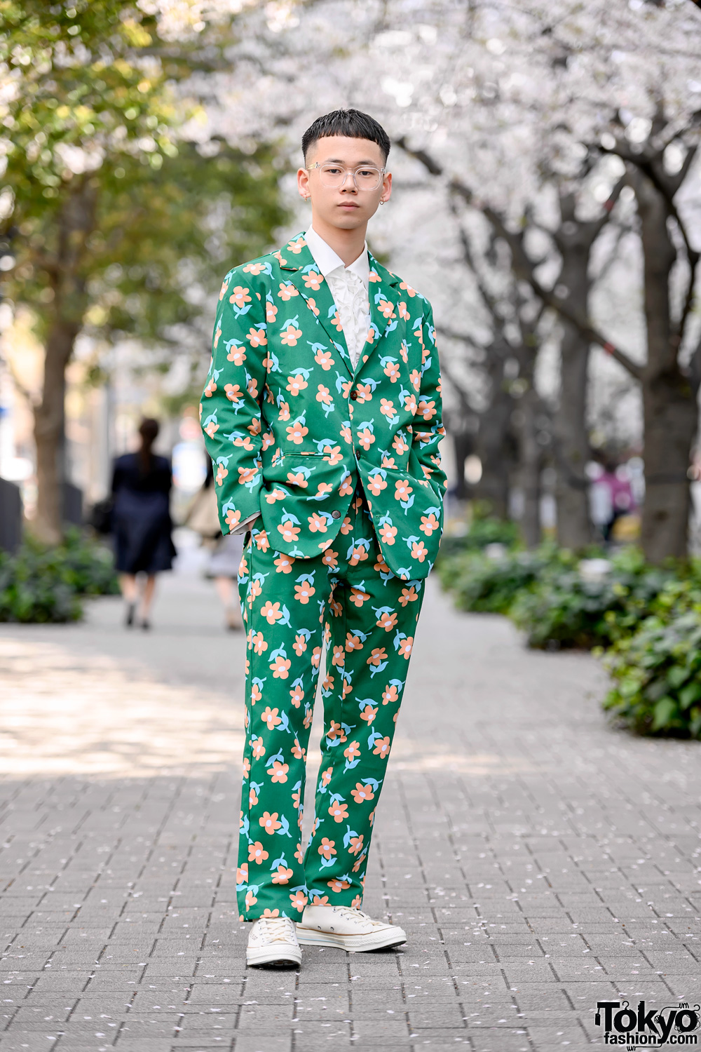 masser internettet lammelse Bunka Fashion College Student Wearing Golf Wang Suit & Golf Wang Sneakers  in Tokyo – Tokyo Fashion