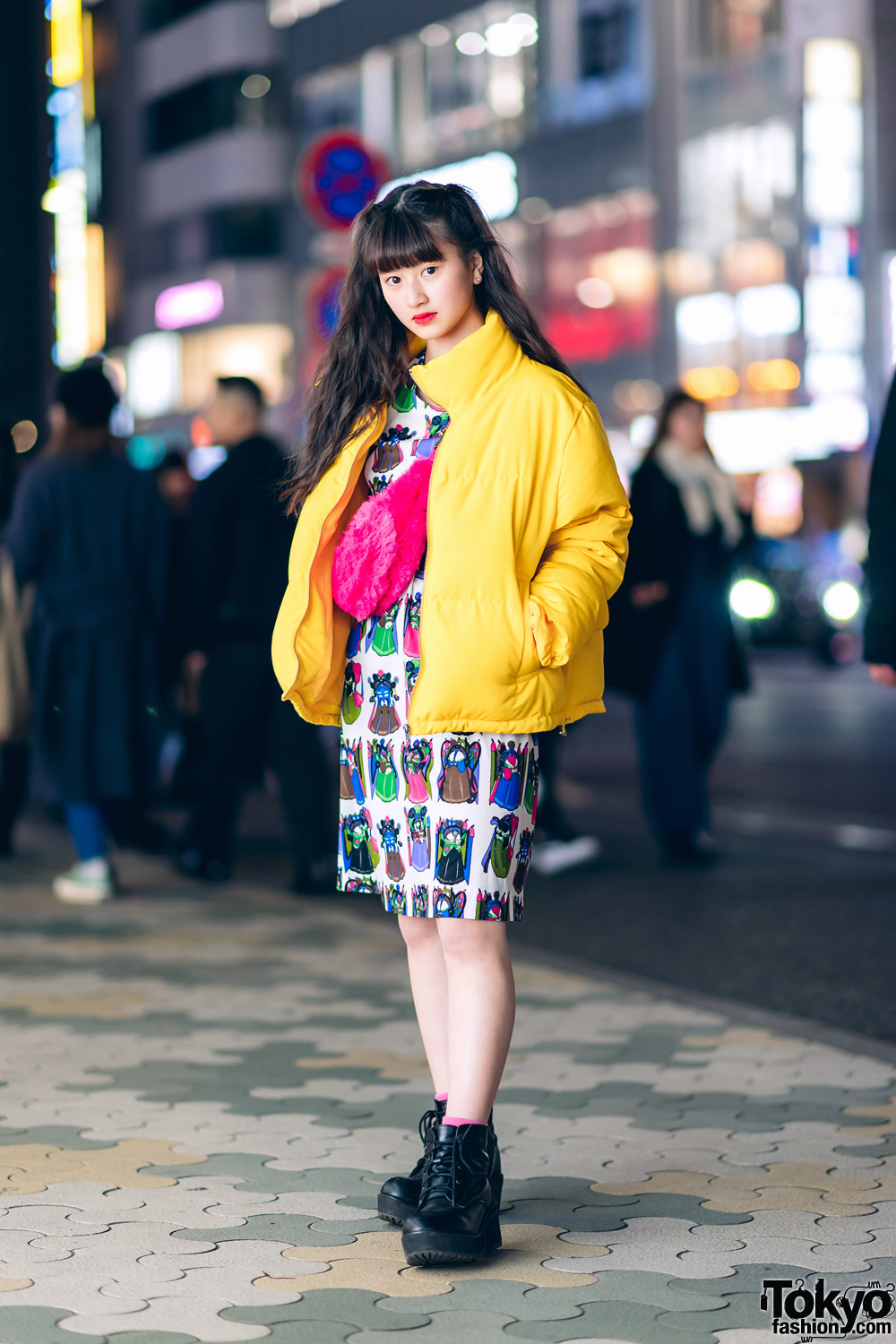 Japanese Pop Idol & Model Streetwear Style w/ Sevens Puffer Coat, Petit Cochon Printed Dress, WEGO Lace-Up Boots & Forever21 Furry Waist Bag