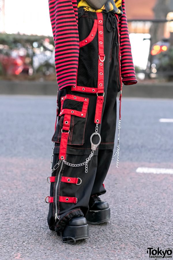 Harajuku Girl in 1990's Street Style w/ Hollister Crop Top, Tripp Pants,  Gucci Circle Bag & 53045 Spike Sneakers – Tokyo Fashion