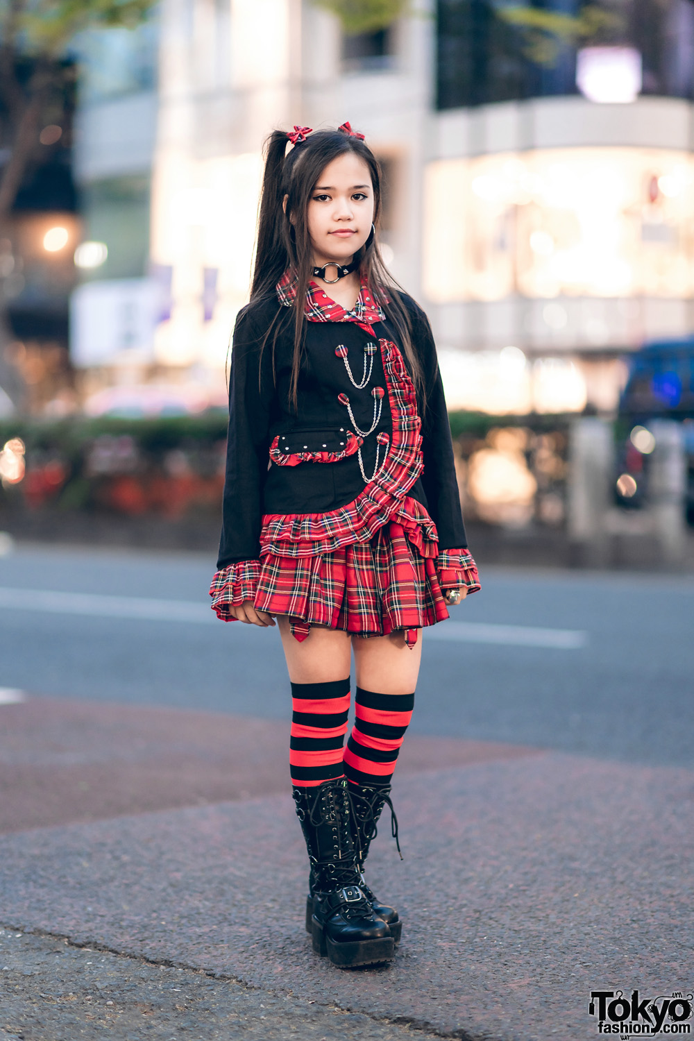 ACDC Rag Black and Red Harajuku Street Style w/ Village Vanguard & AnkoROCK