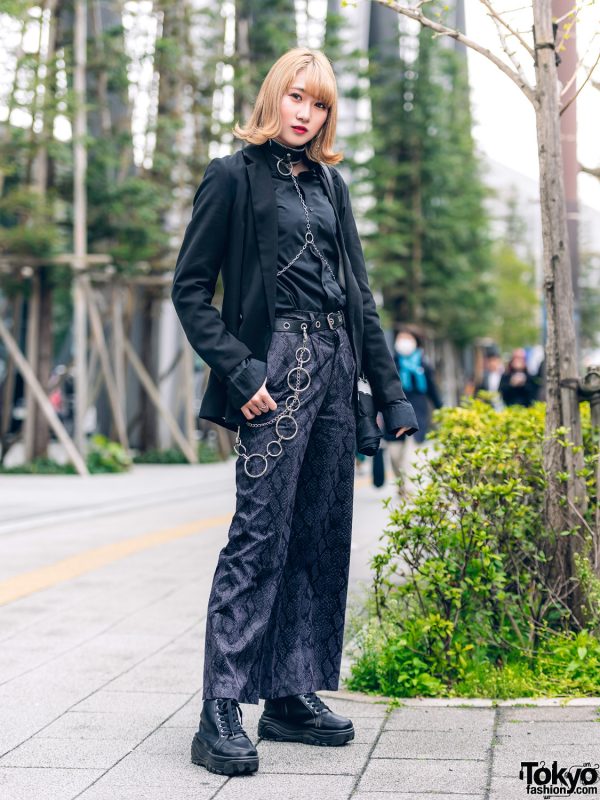All Black Tokyo Streetwear Style w/ Zara, Never Mind the XU Snakeskin Pants, Choker w/ Body Chain & Attagirl Lace-Up Shoes