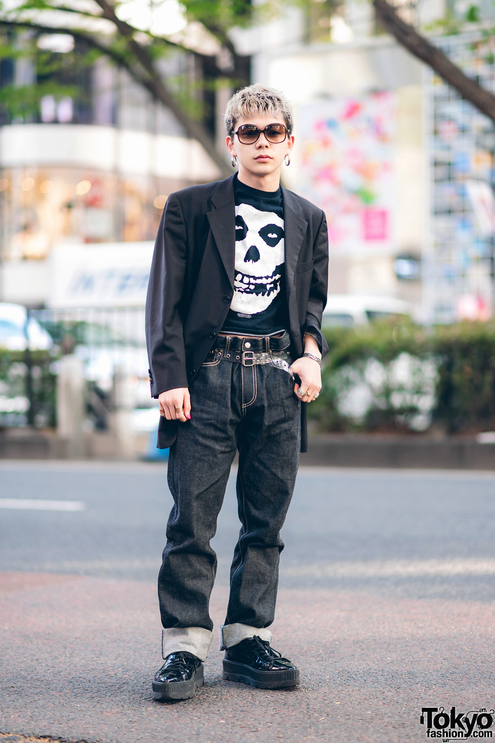 All Black Tokyo Street Style w/ Pinstripe Blazer, Misfits Skull Danzig ...