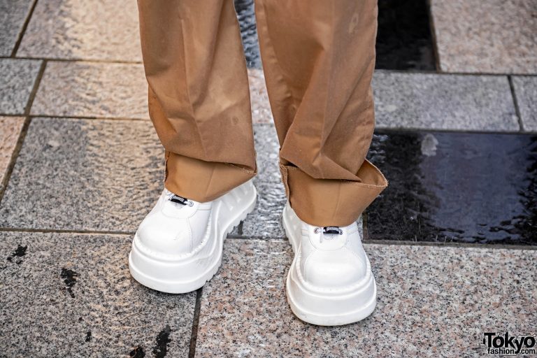 Harajuku Guy in Beige Street Style w/ Flame Handkerchief, High Waist ...