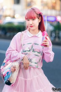 Kawaii Harajuku Girl Squad Street Styles w/ Pink Hair, Sheer Pastel ...