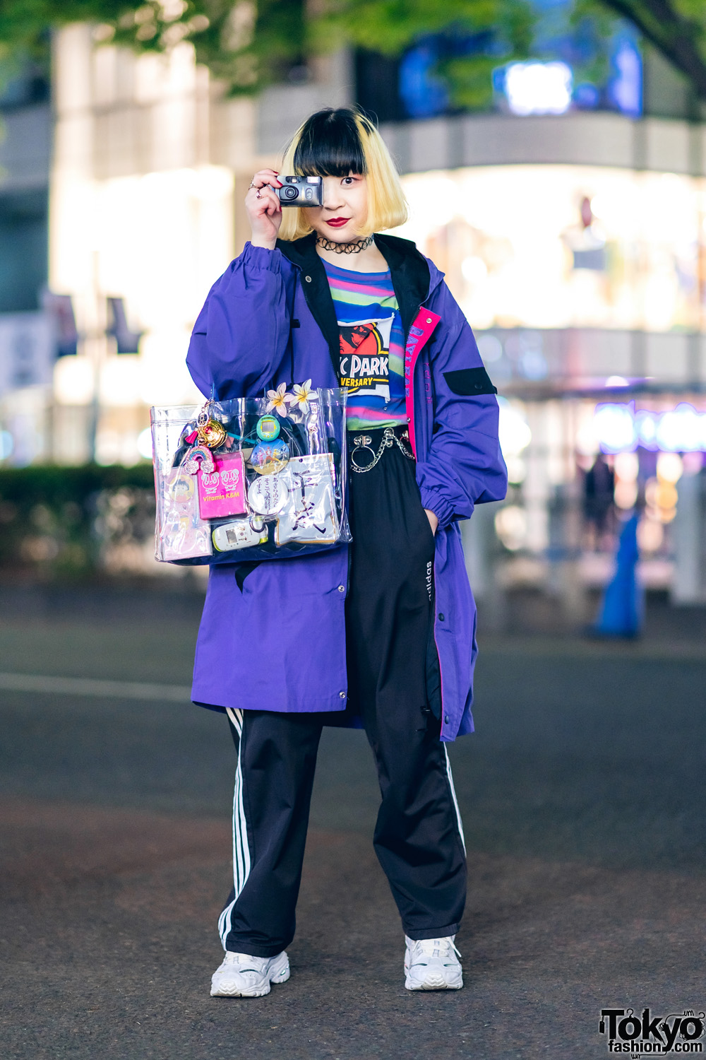 Casual Tokyo Style w/ Two-Tone Hair, Jurassic Park Shirt, Adidas Track Pants, Tokyu Hands Clear Tote & Sketchers Sneakers