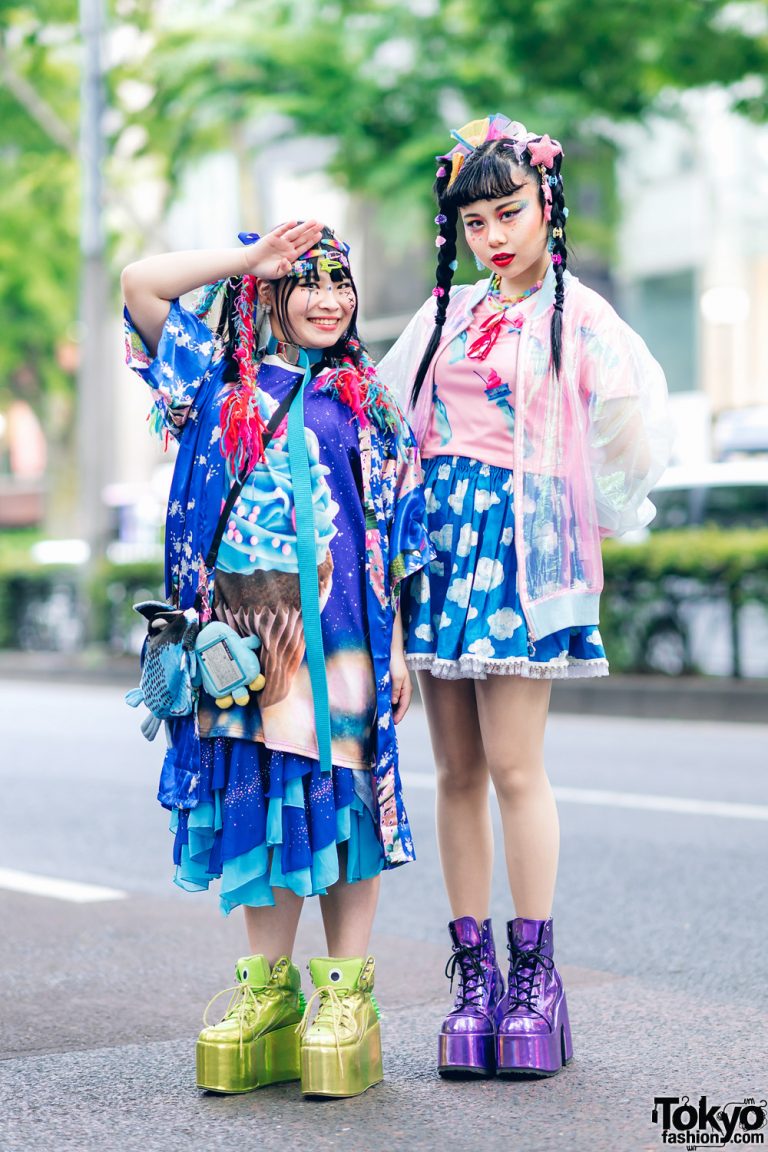 Kawaii Tokyo Streetwear Styles w/ Twin Braids, Colorful Hair, Decora ...