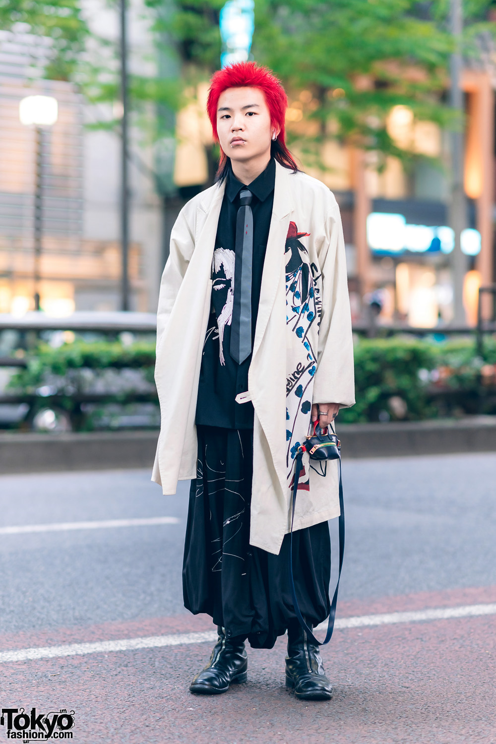 Yohji Yamamoto Tokyo Street Style w/ Red Mullet Hairstyle, Painted Coat ...
