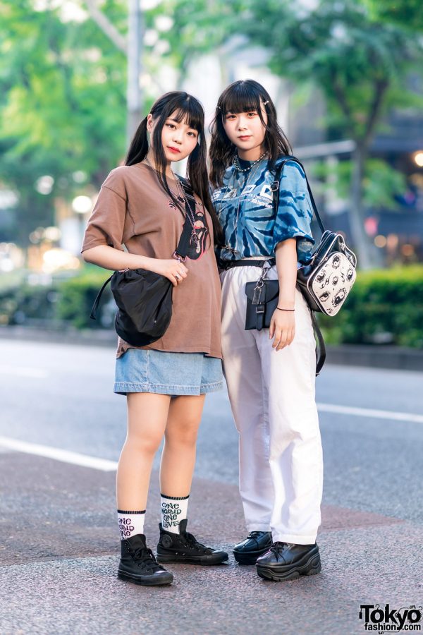 Japanese Girls Casual Styles w/ Twin Tails, Kinji Lip Print Shirt, Tie Dye Shirt, (ME) Harajuku Sling, Dolls Kill Yin-Yang Backpack & Converse Sneakers