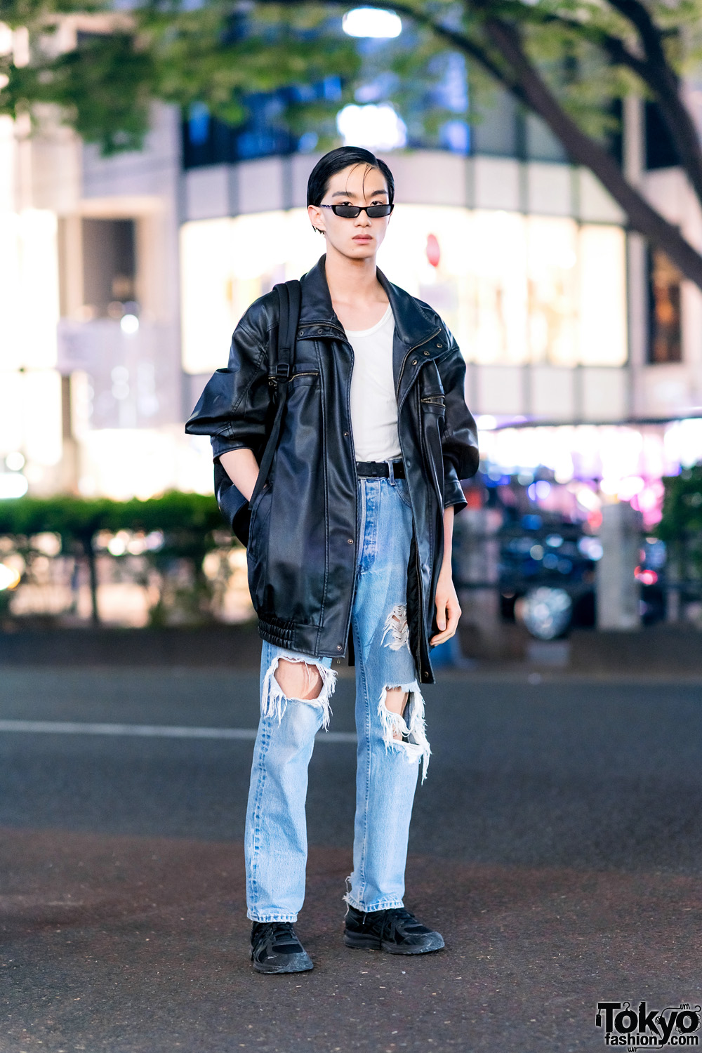 Harajuku Model's Casual Streetwear w/ Acne Studios Sunglasses, King Size  Leather Jacket, N.Hoolywood, Levi's Ripped Jeans, Diesel Backpack  Asics  Sneakers – Tokyo Fashion