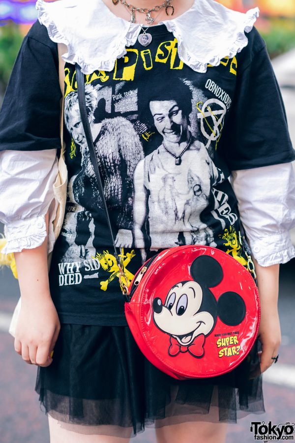 Harajuku Girl Street Style W Twin Buns Sex Pistols T Shirt Tulle Skirt Peco Club Mickey