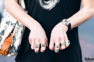 Vivienne Westwood Armor Ring & Knuckle Rings – Tokyo Fashion