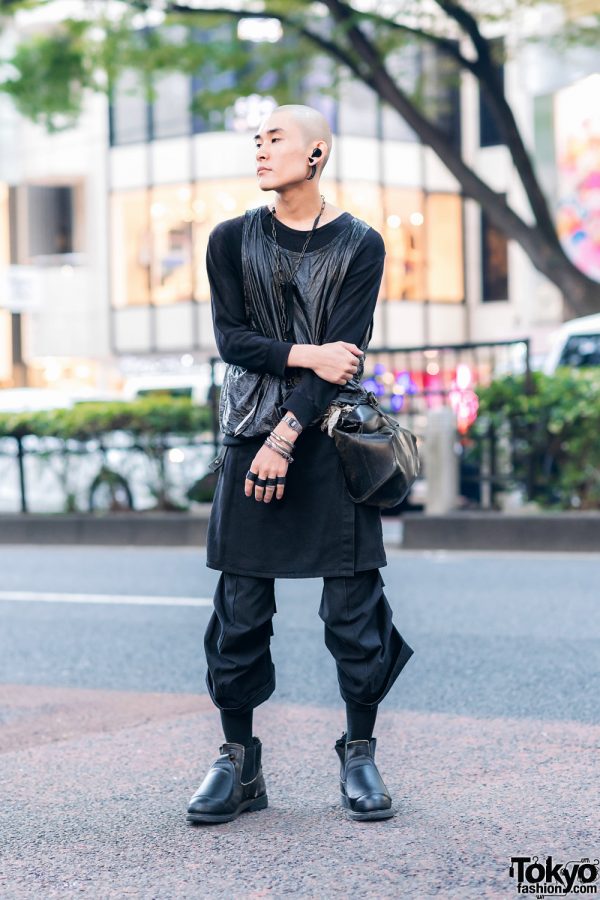 All Black Layered Harajuku Streetwear Style w/ Shaved Head, Horn ...
