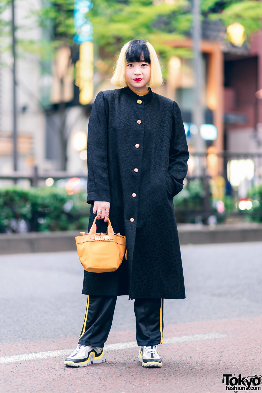 Tokyo Vintage Street Fashion w/ Moschino, Adidas & Pierre Hardy