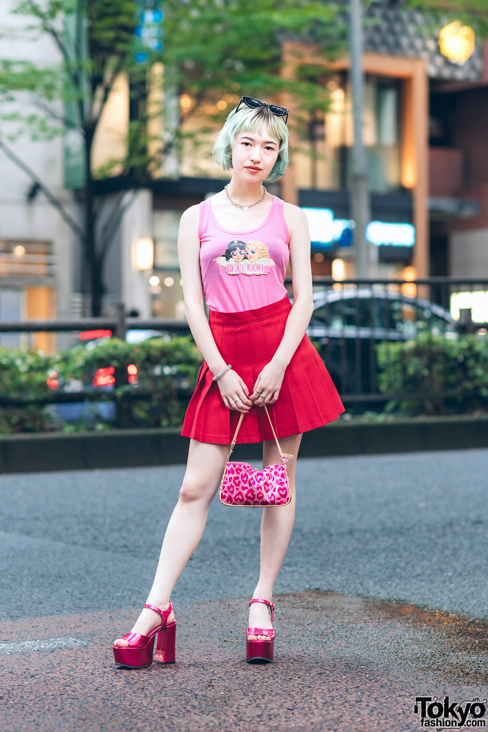 Japanese Model's Chic Street Look w/ Ombre Bob, Heart Necklace, Vintage Fiorucci Top, Pleated Skirt, Lip Print Handbag & Esperanza x Office Kiko Platform Sandals