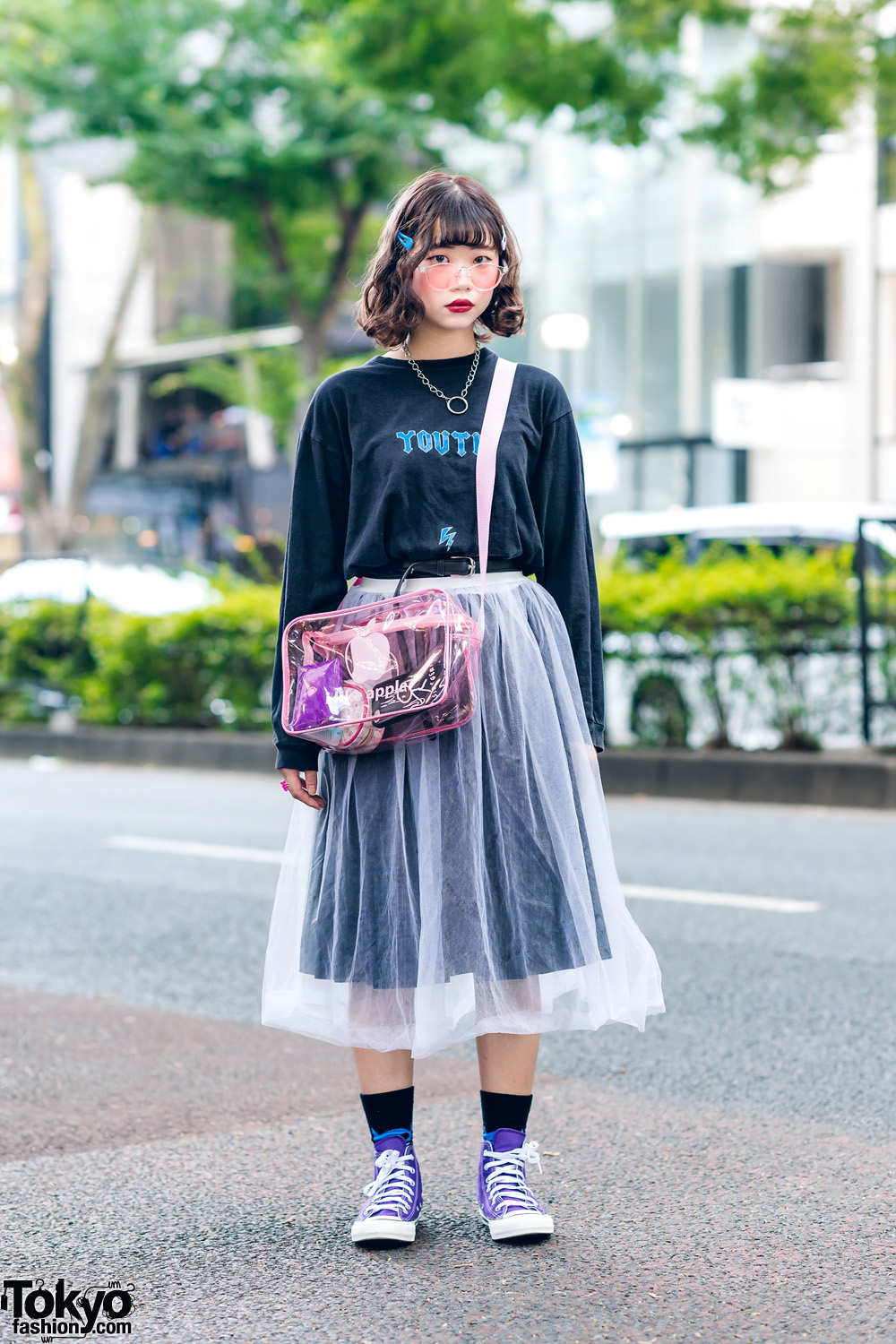 Chic Vintage Street Fashion in Harajuku w/ Curly Bob, Youth Sweatshirt, Kiki Vintage Layered Skirts, Mikansei Bag & Converse Sneakers