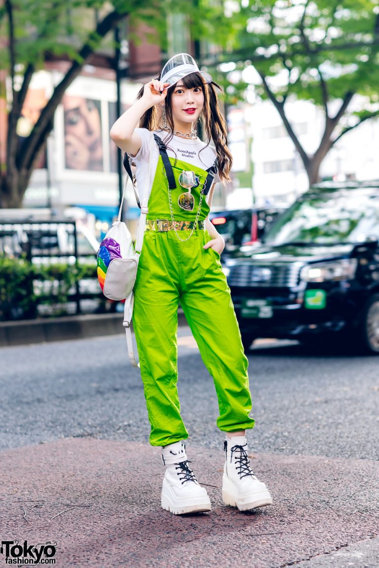 Japanese Pop Idol in Harajuku w/ Twin Tails, Clear Visor, Rose Apple ...