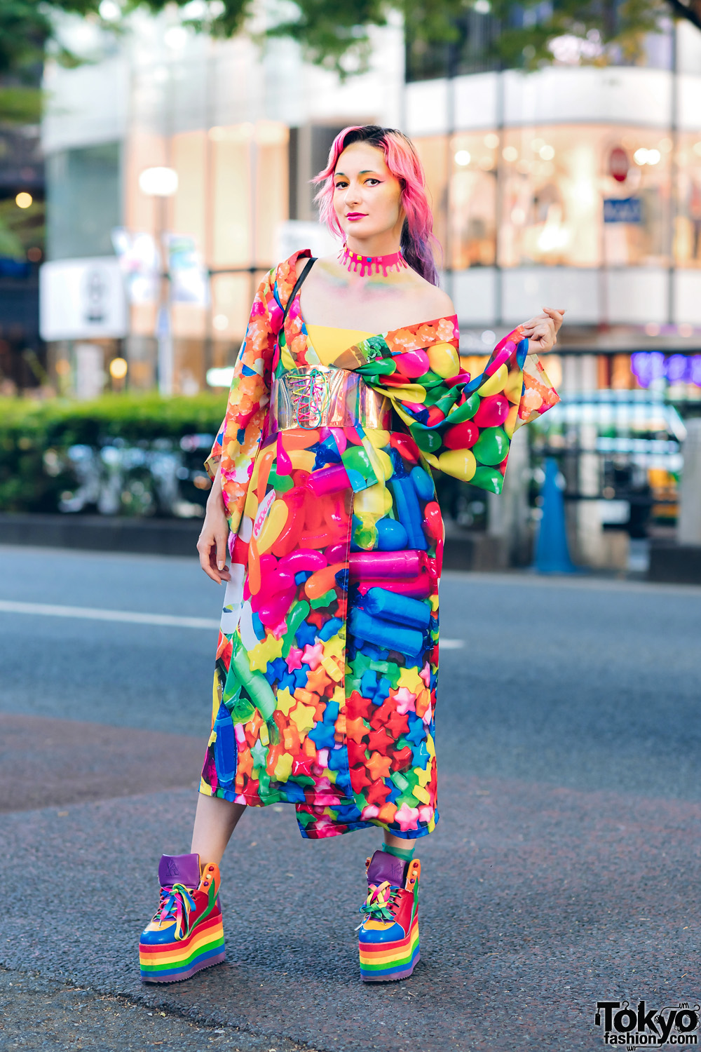 ACDC Rag Pop Candy Kimono in Harajuku w/ Handmade Dripping Paint Choker, Thank You Mart Furry Tote & YRU Rainbow Platforms