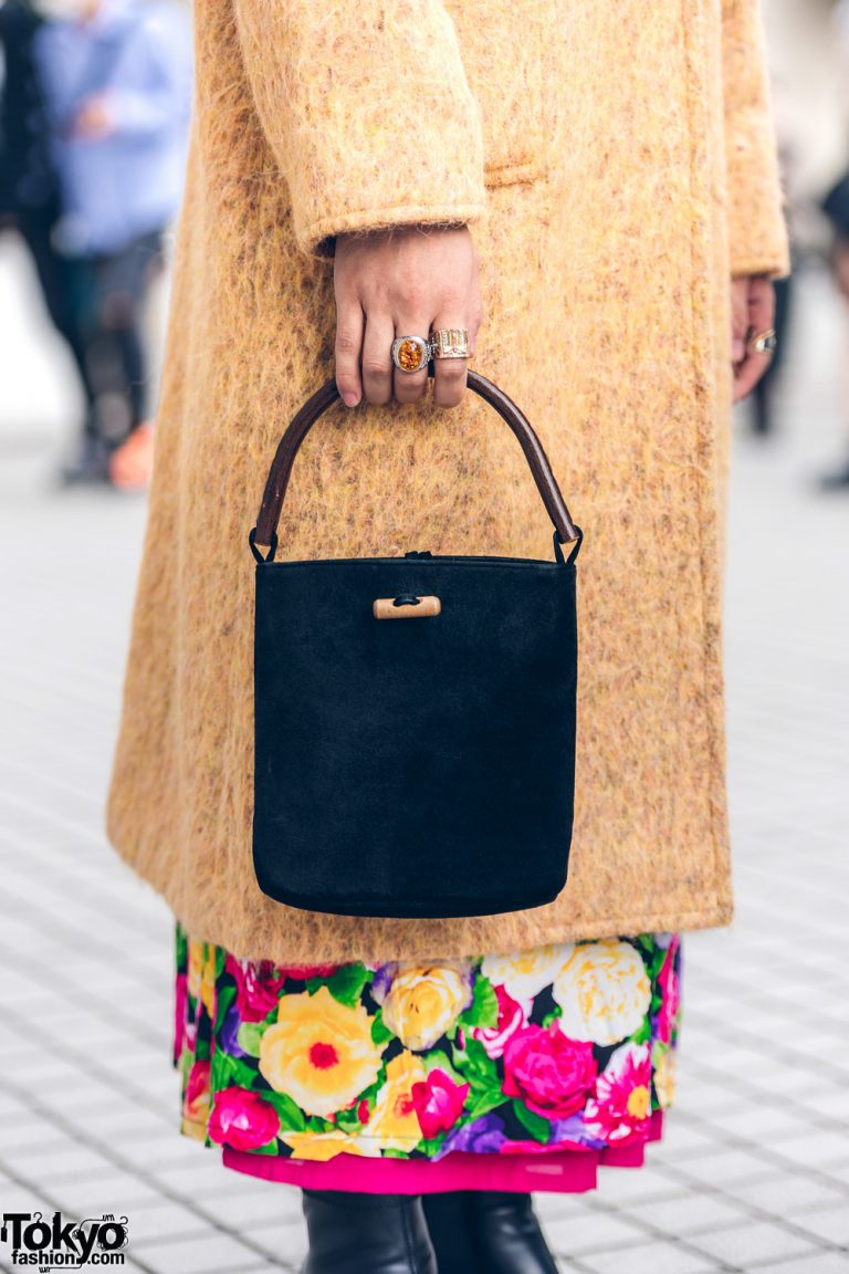 Bunka Fashion College Street Styles w/ Oversized Sunglasses, Cloche Hat ...