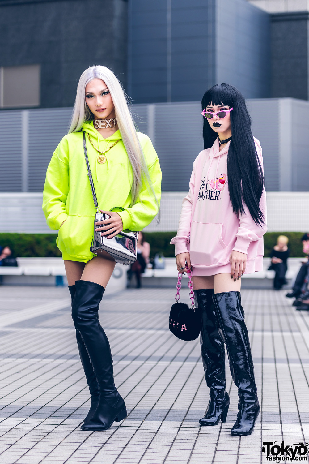 Japanese Street Styles w/ SEXY Necklace, Pink Panther, FKTA, Gallerie Tokyo & Versace